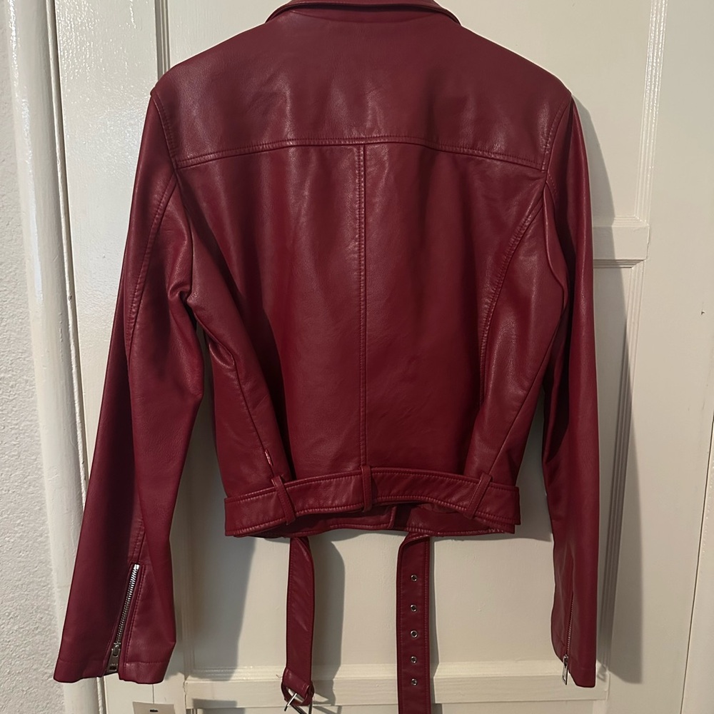 Levi’s Deep Red Vegan Faux Leather Biker Jacket NWT - Picture 2 of 5